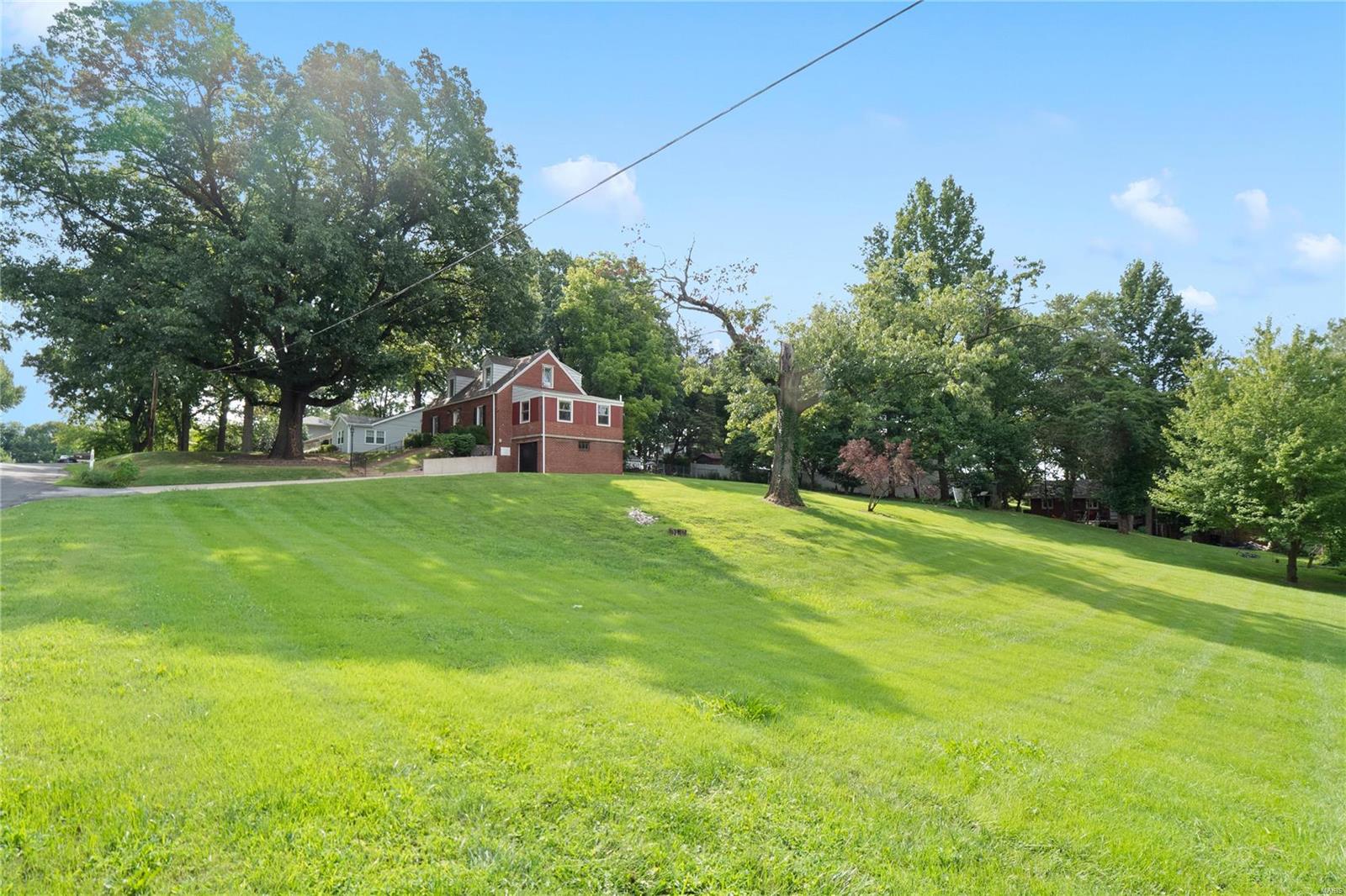121 Rosewood Lane