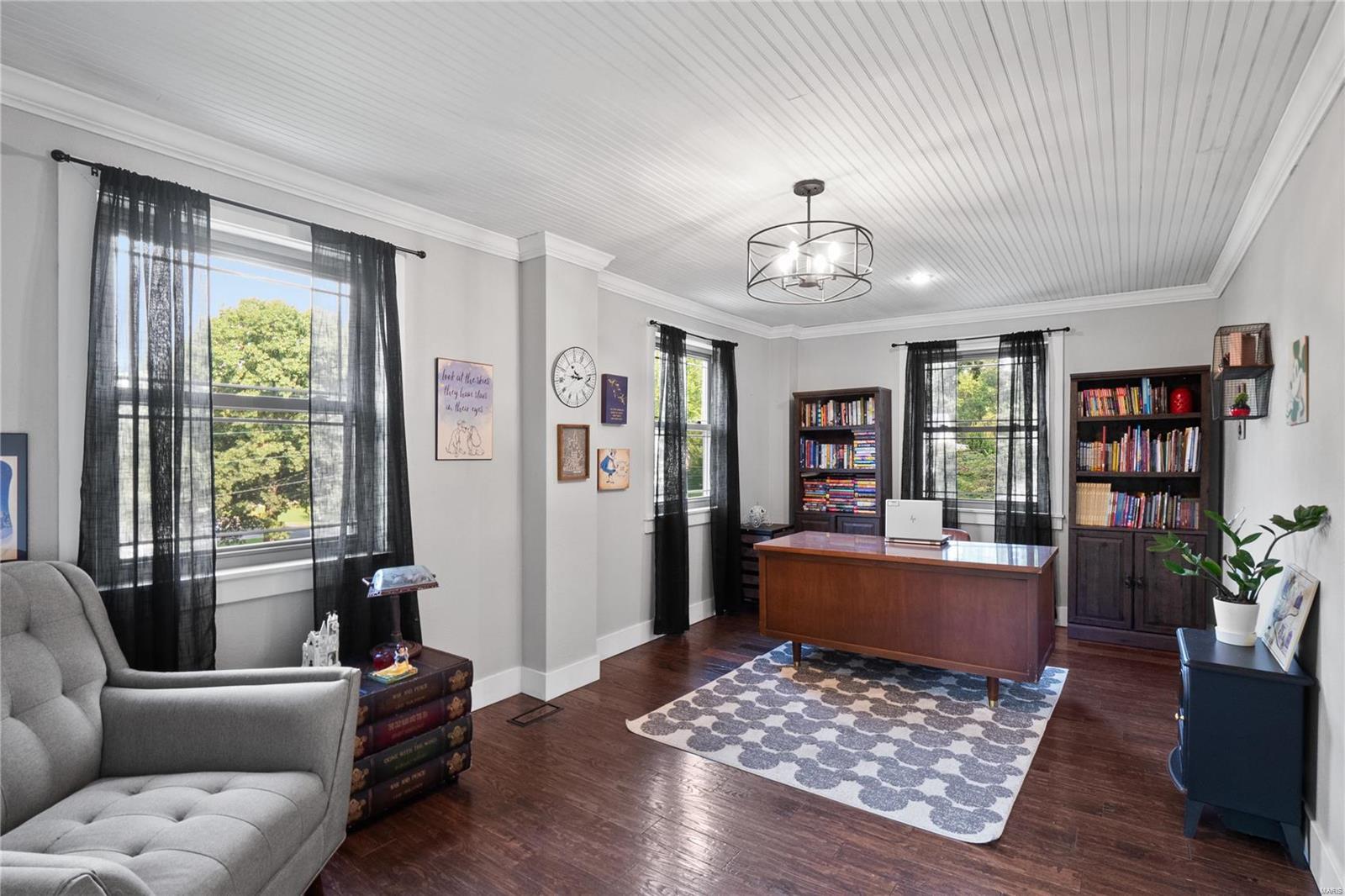 121 Rosewood Lane
