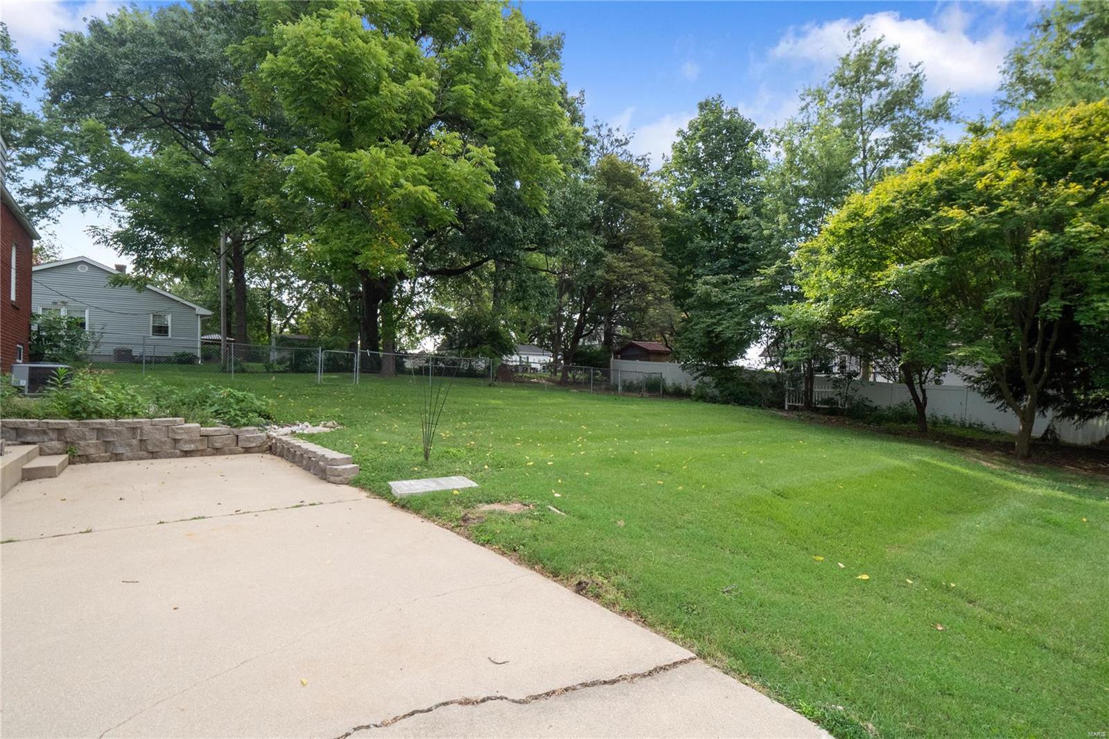 121 Rosewood Lane