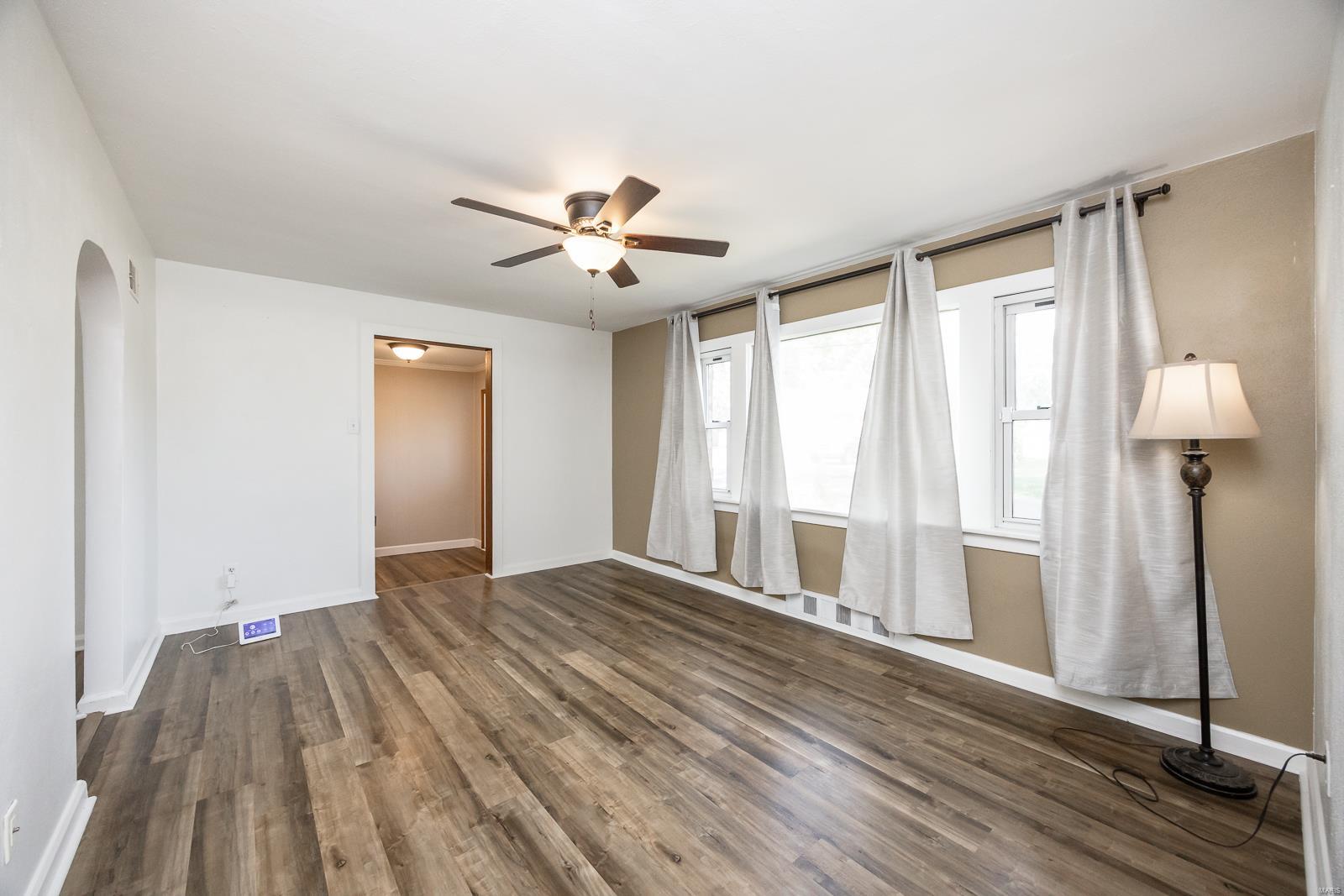 7 S Delaware Avenue