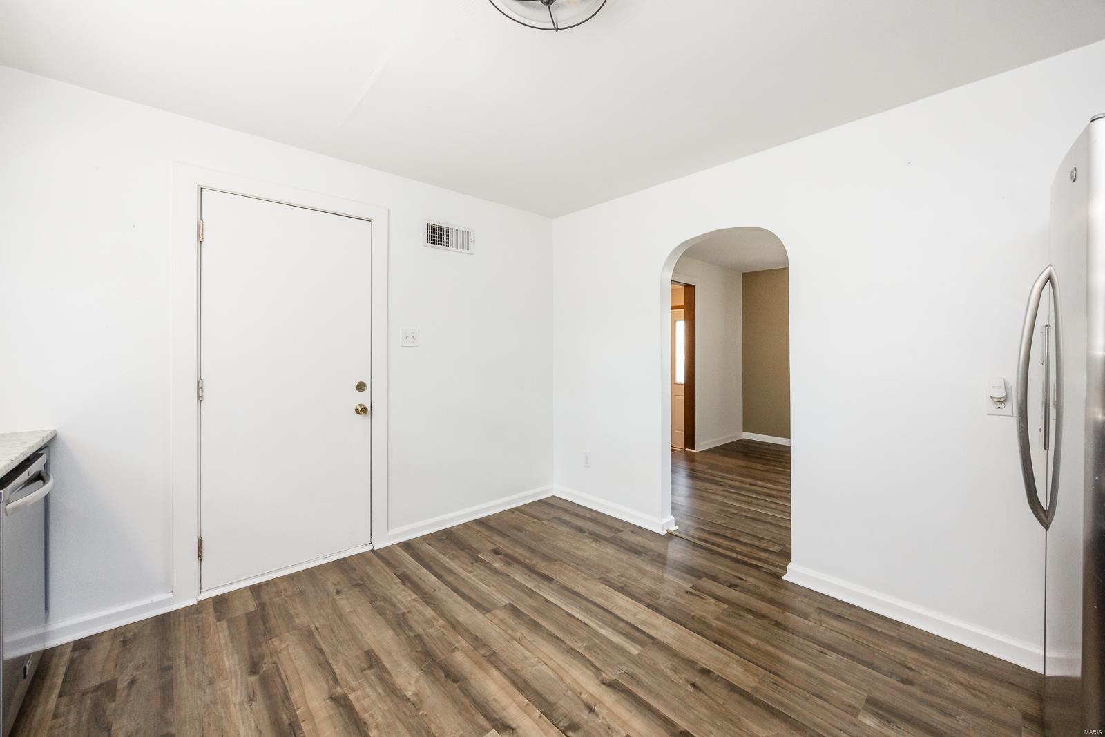 7 S Delaware Avenue