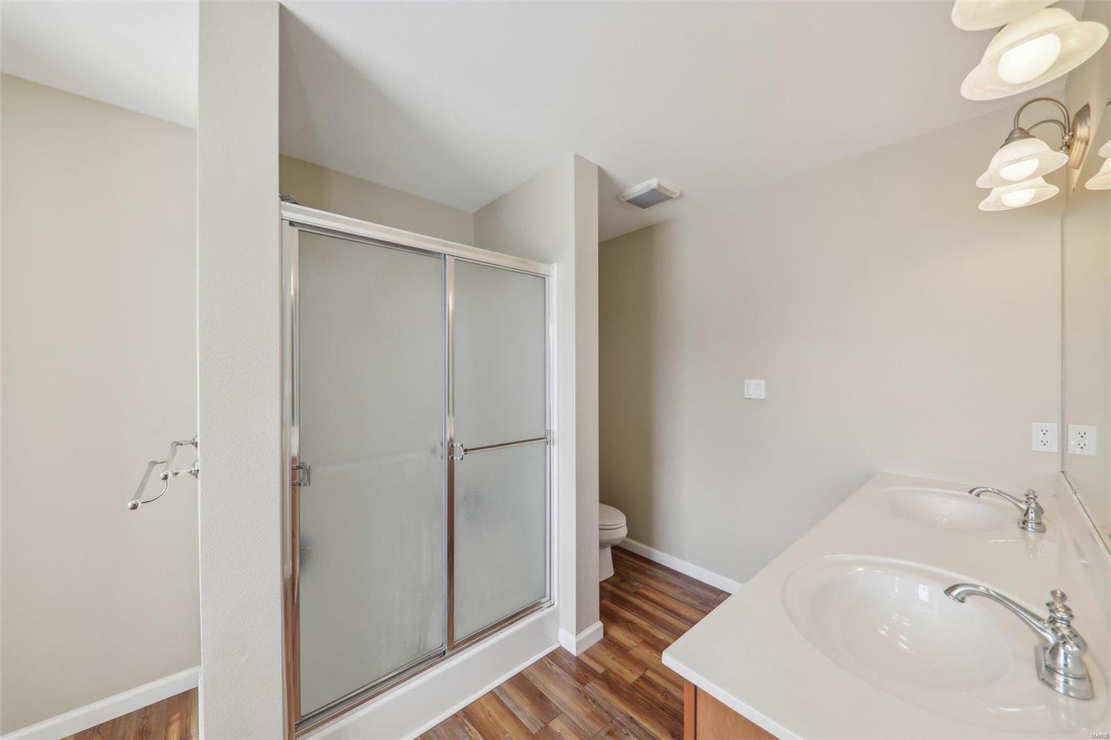 1260 Antique Lane