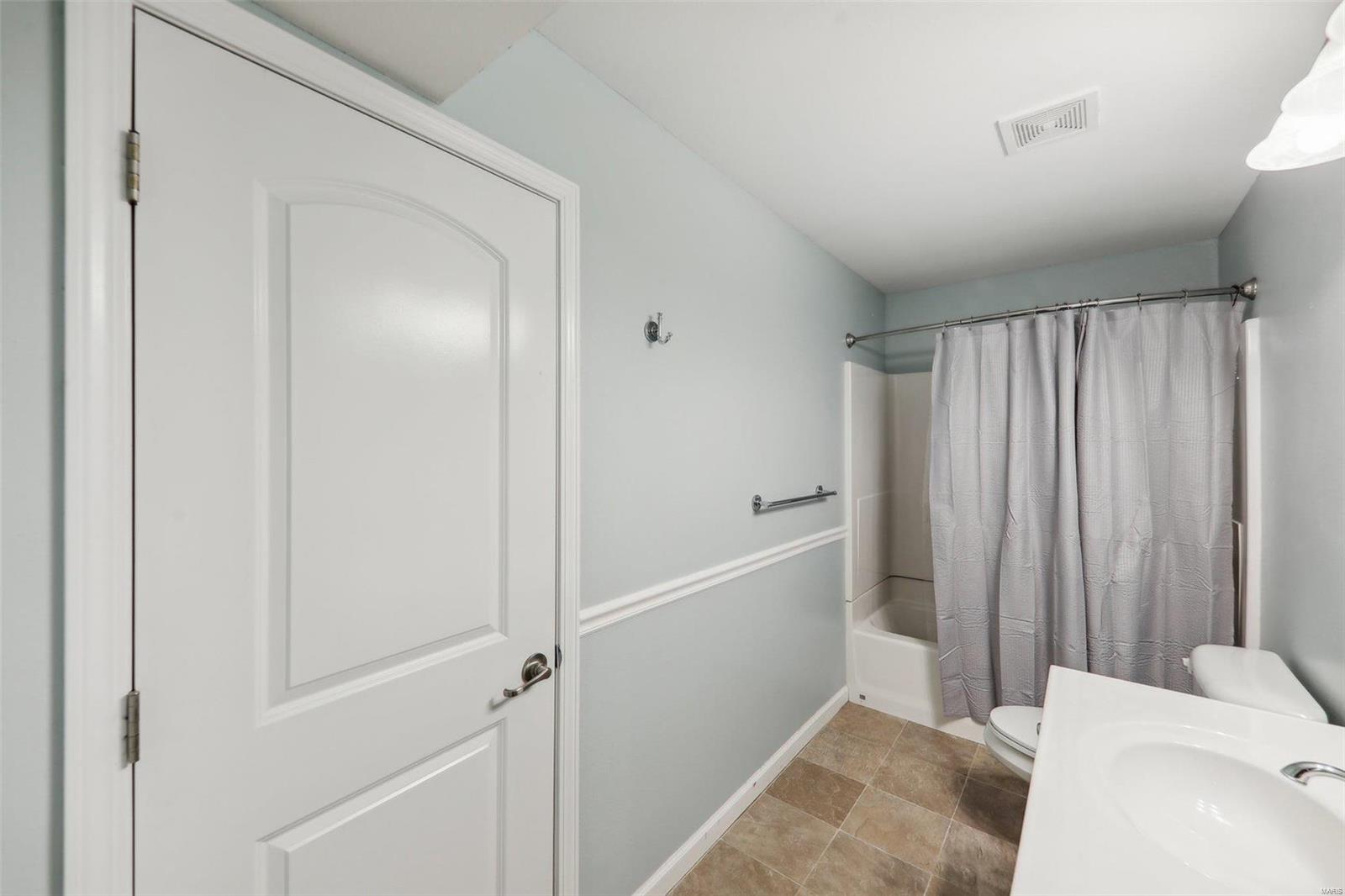 1260 Antique Lane
