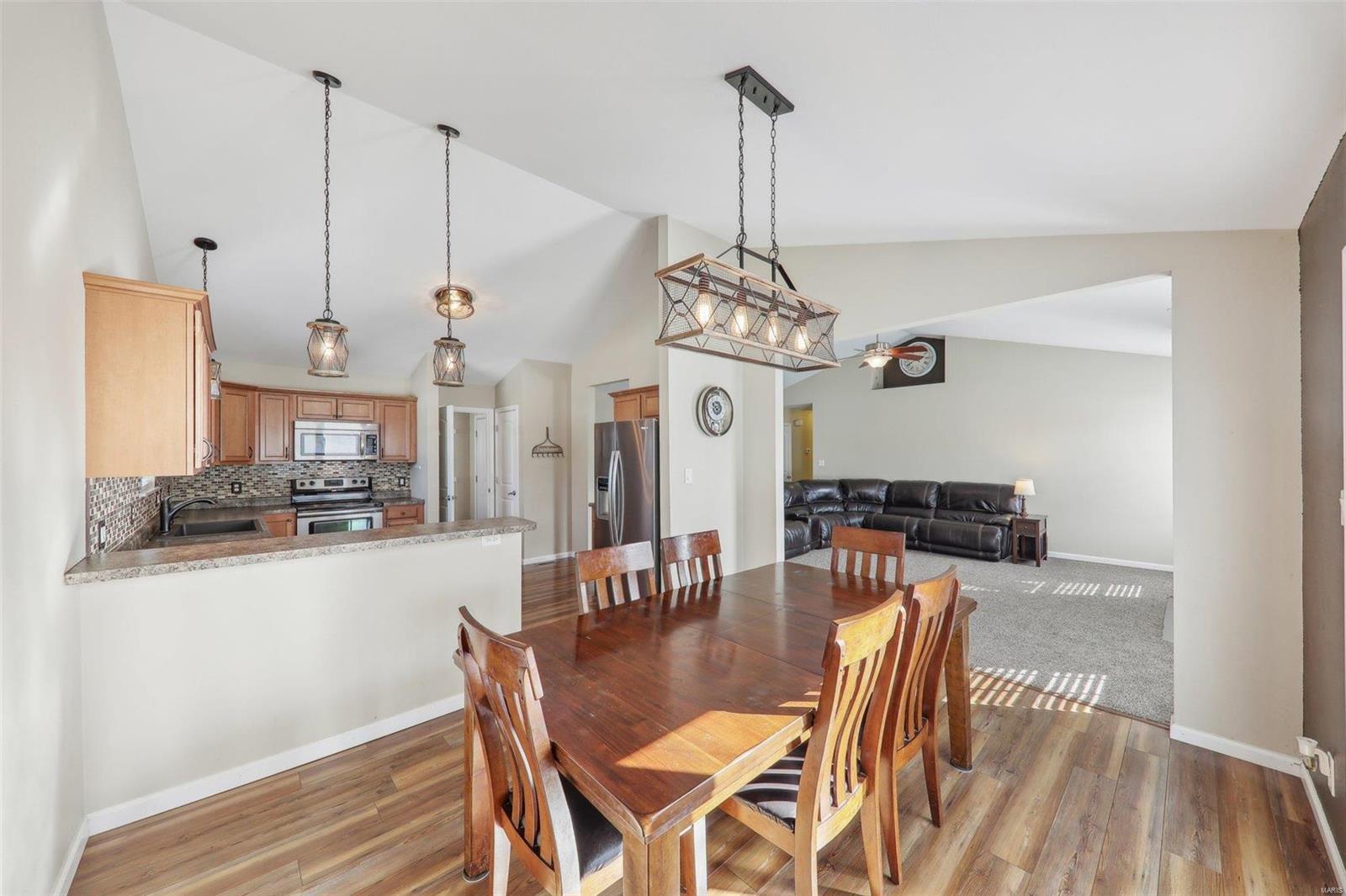 1260 Antique Lane