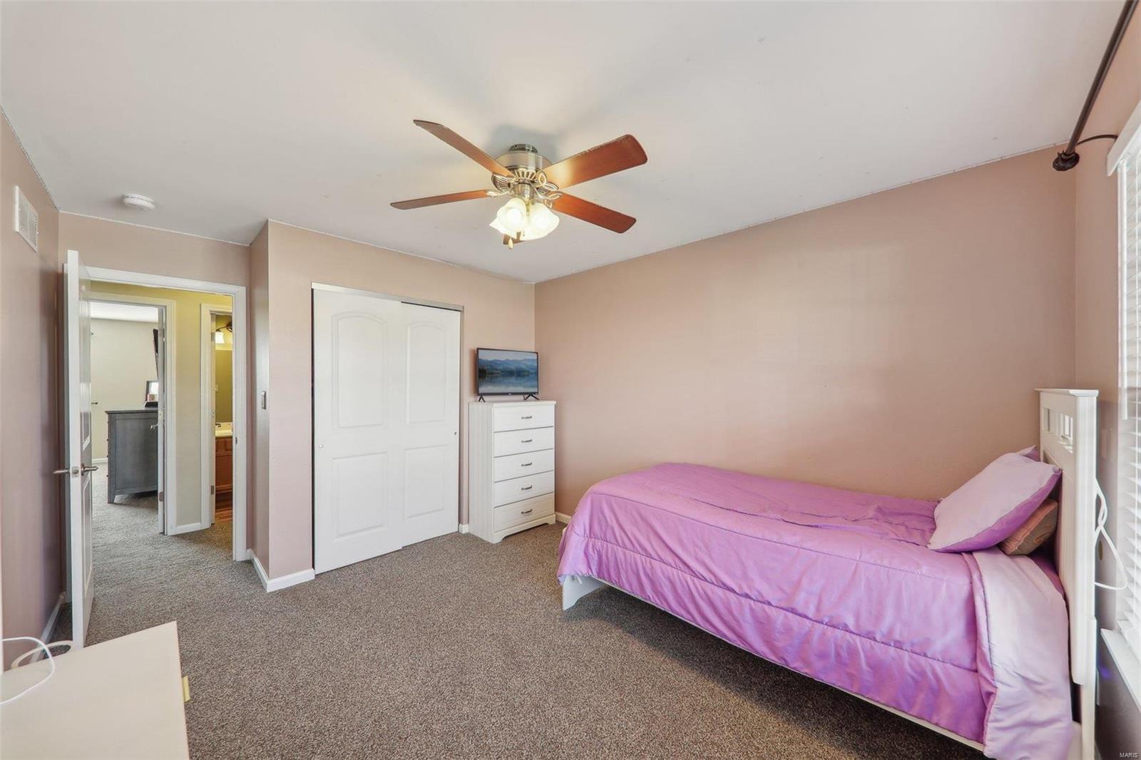 1260 Antique Lane