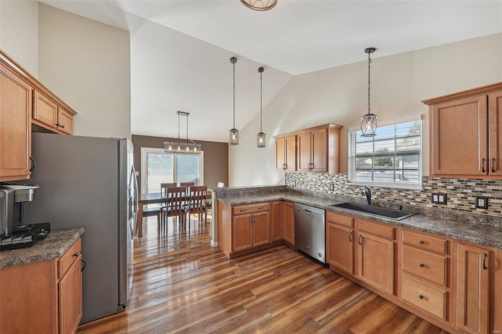 1260 Antique Lane