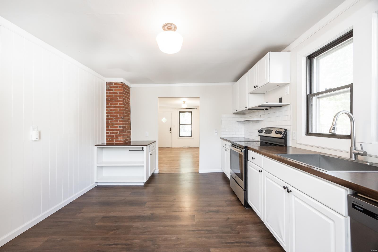 304 Elm Street