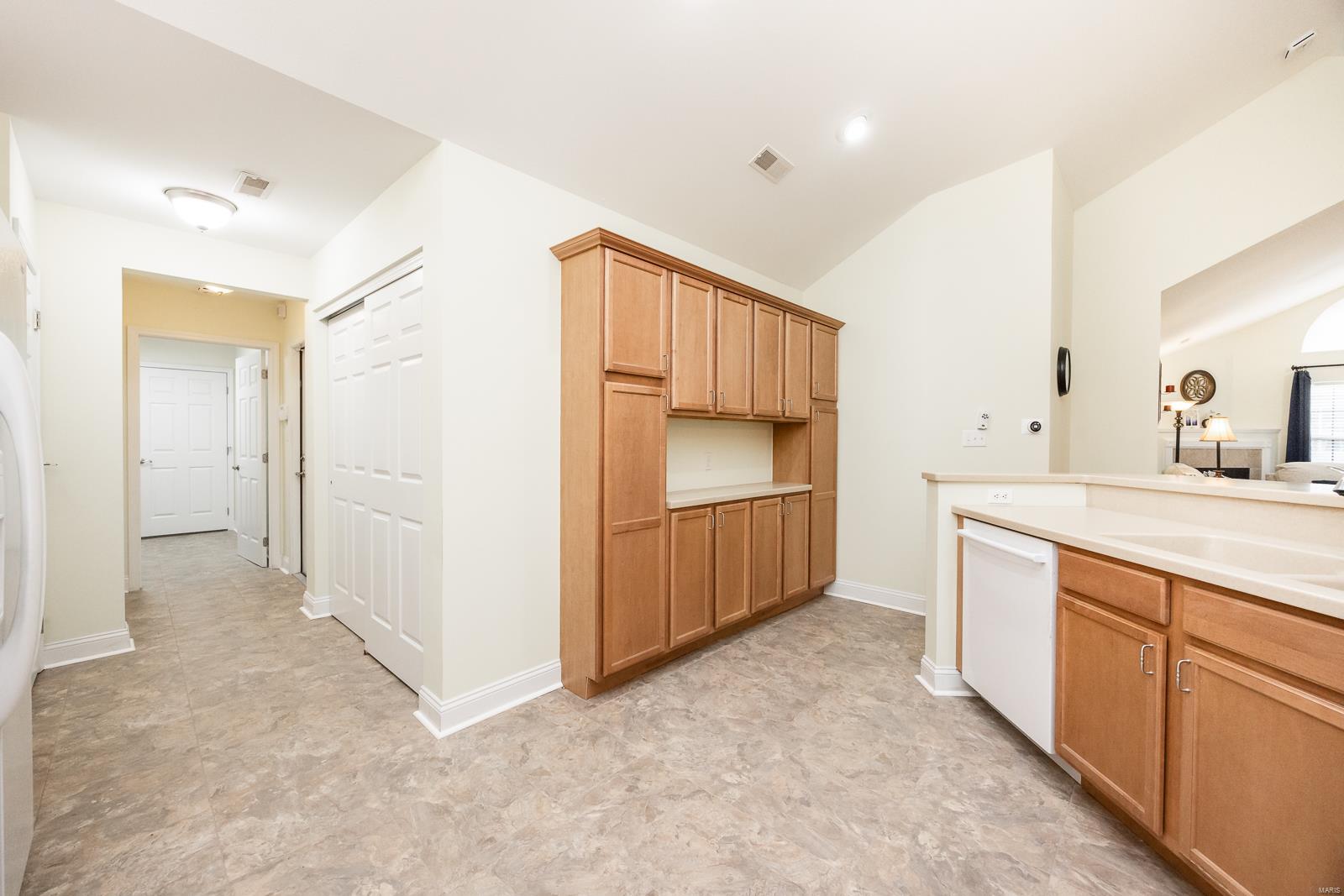 1027 Chapel Hill Drive