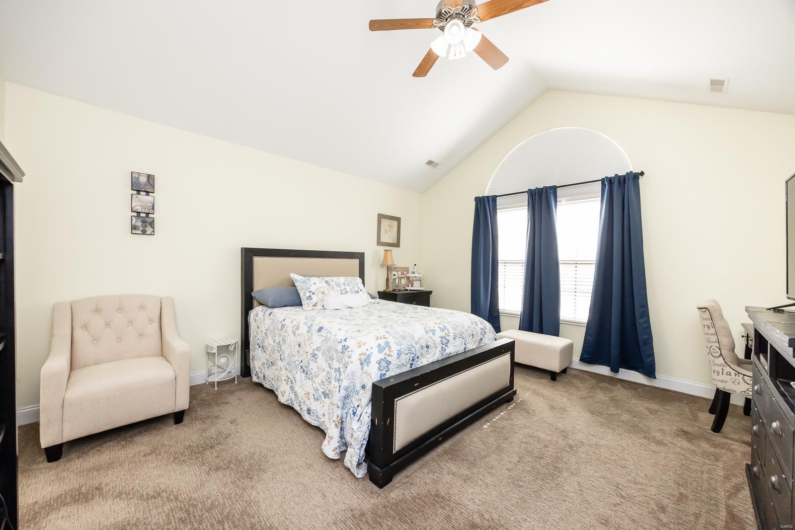 1027 Chapel Hill Drive