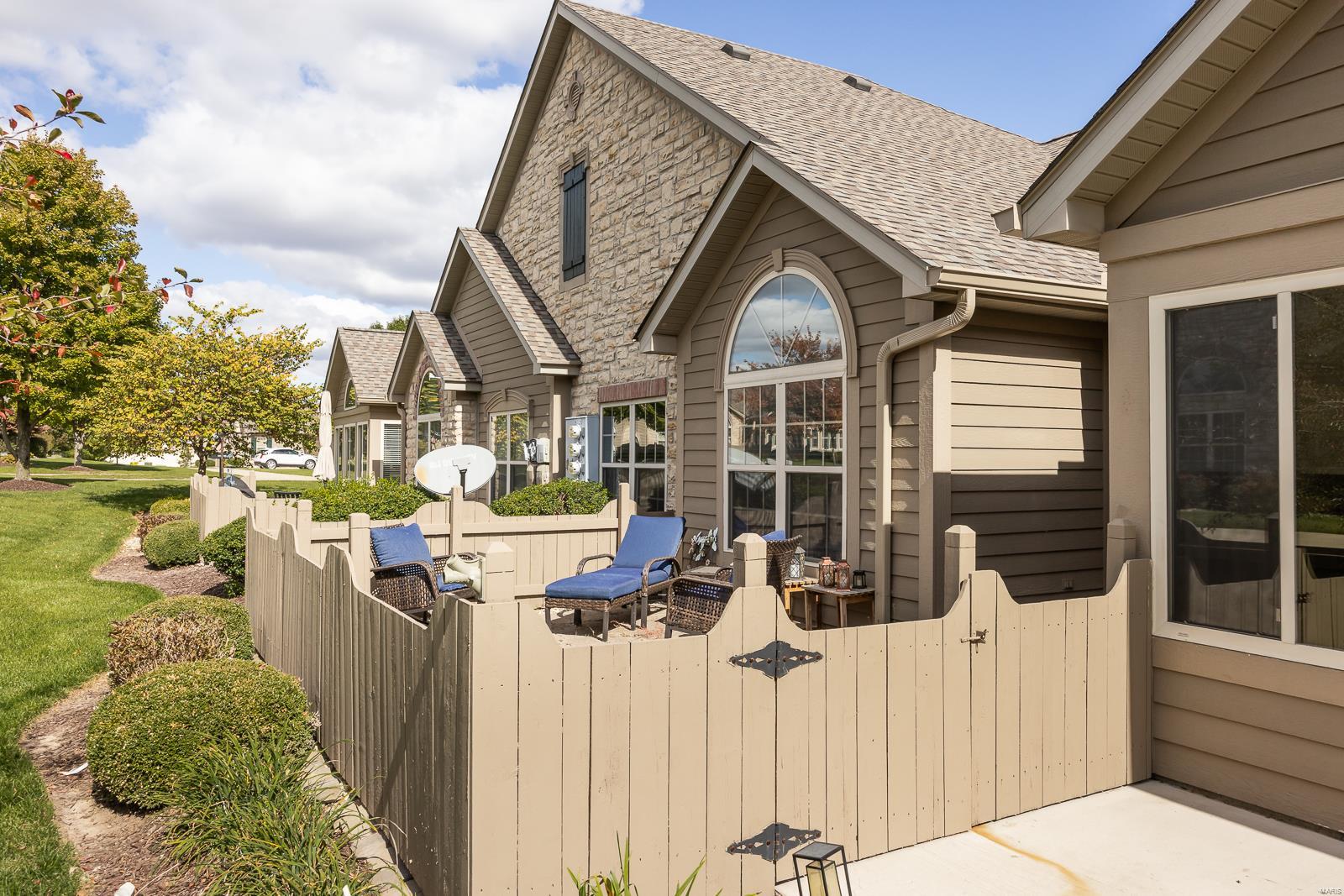 1027 Chapel Hill Drive