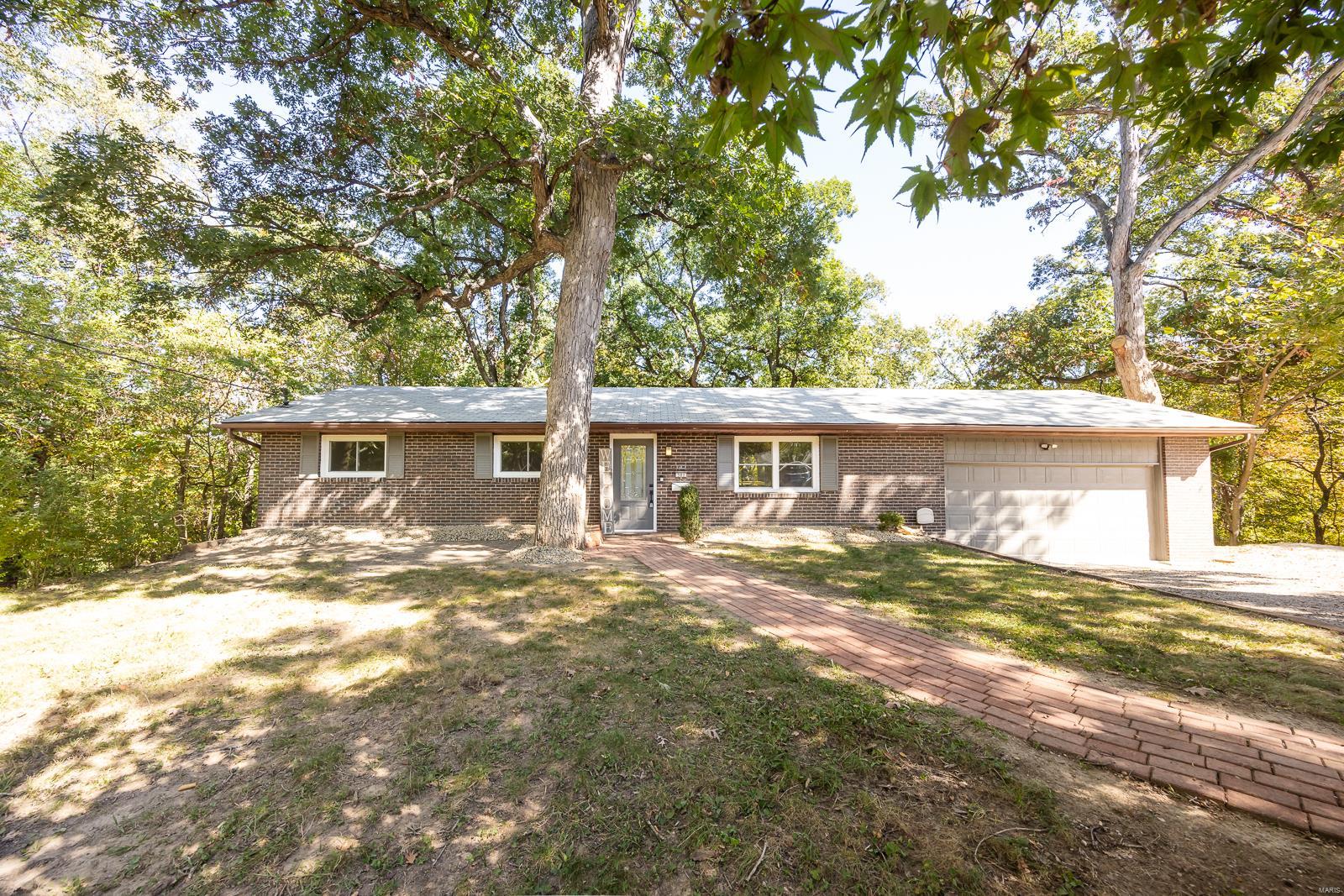 301 Ridgeway Avenue