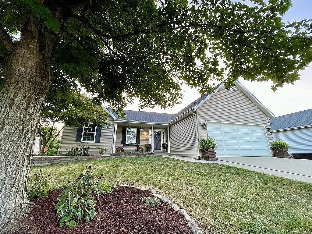 2430 Lakeshore Drive