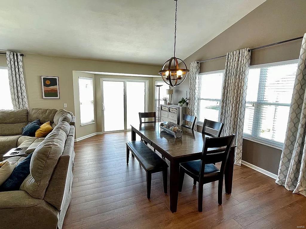 2430 Lakeshore Drive