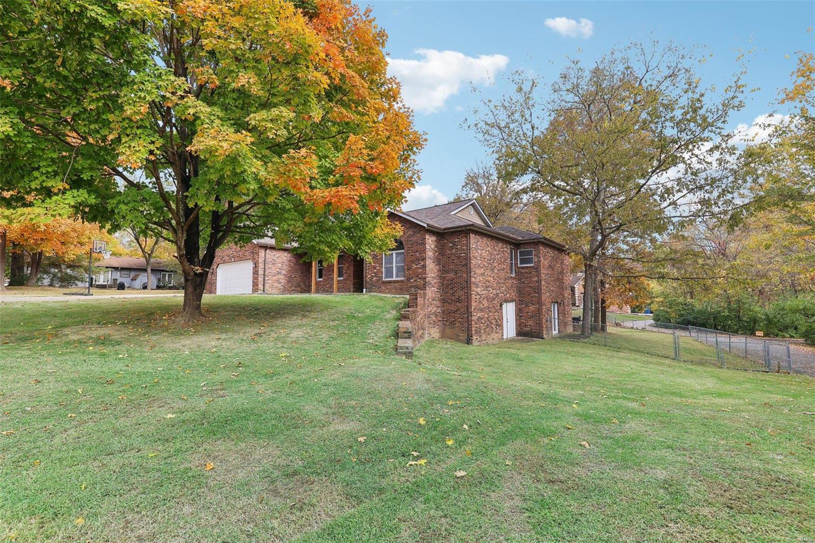2308 Monticello Place