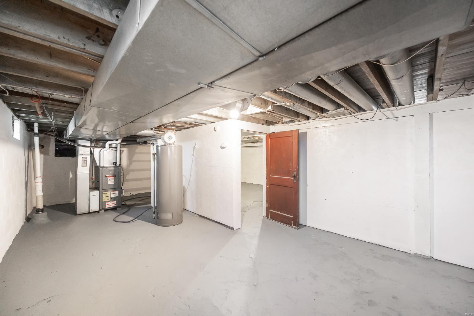 116 E 2nd Street
