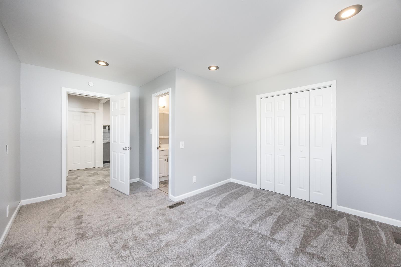 116 E 2nd Street