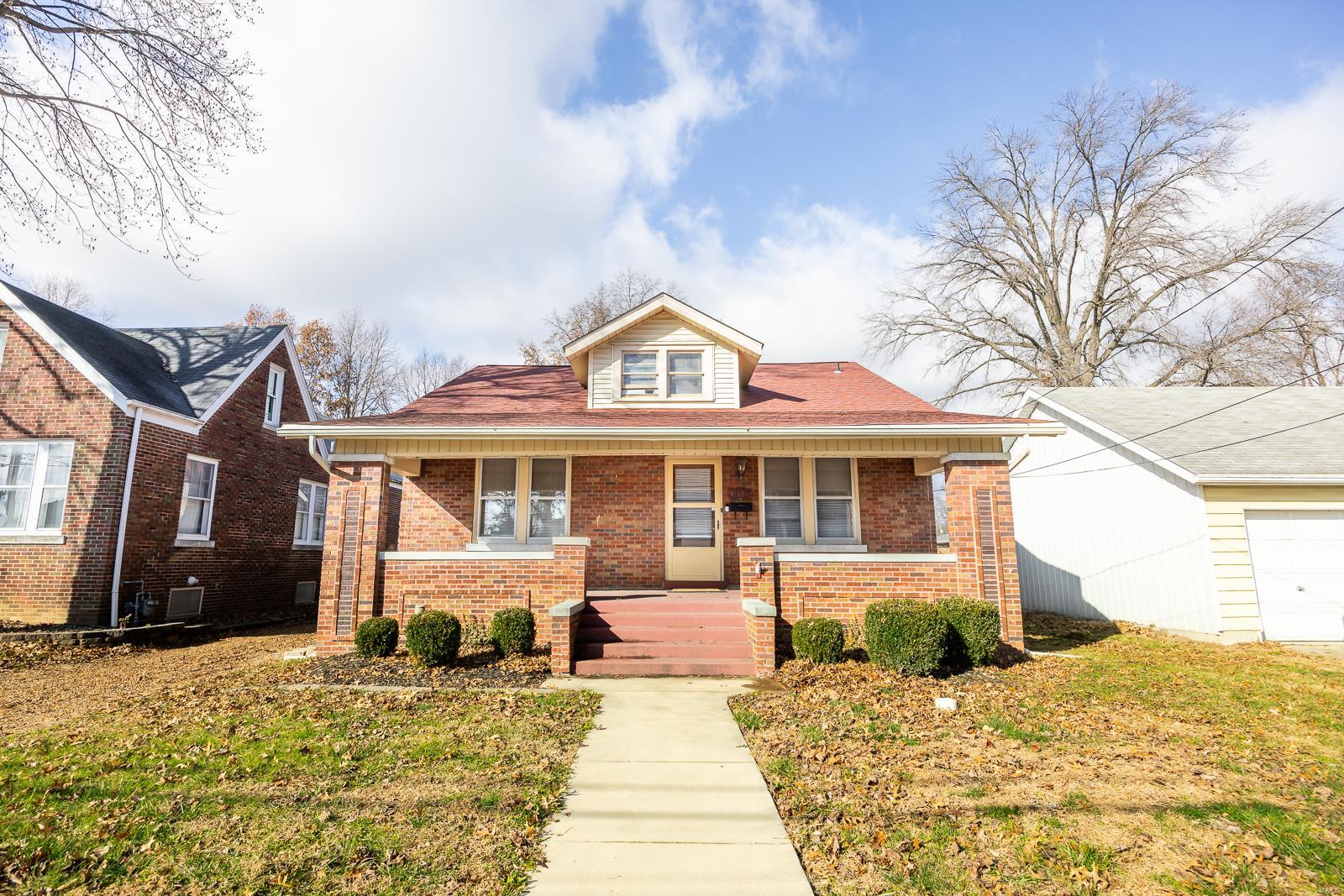 1317 E B Street