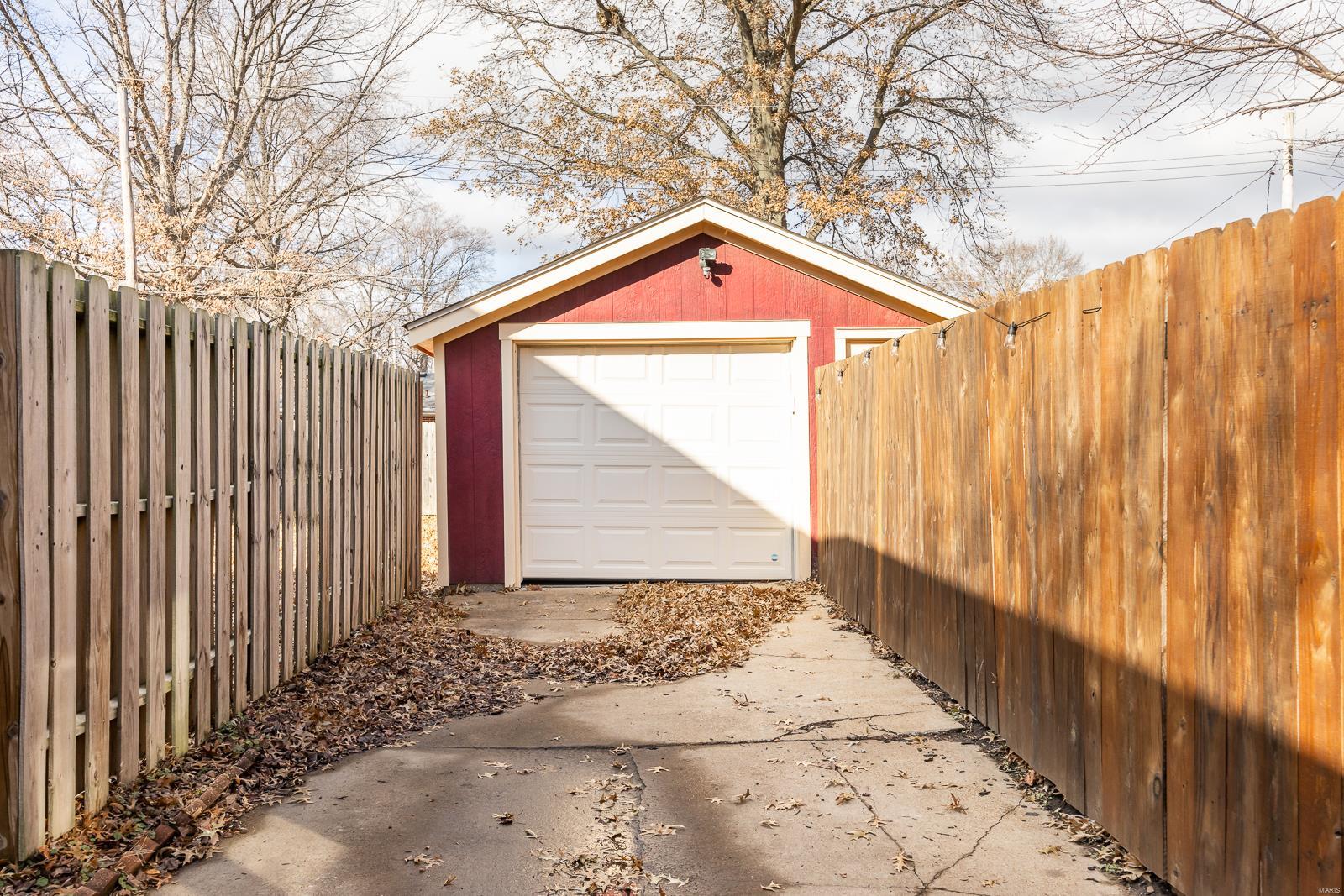 1317 E B Street