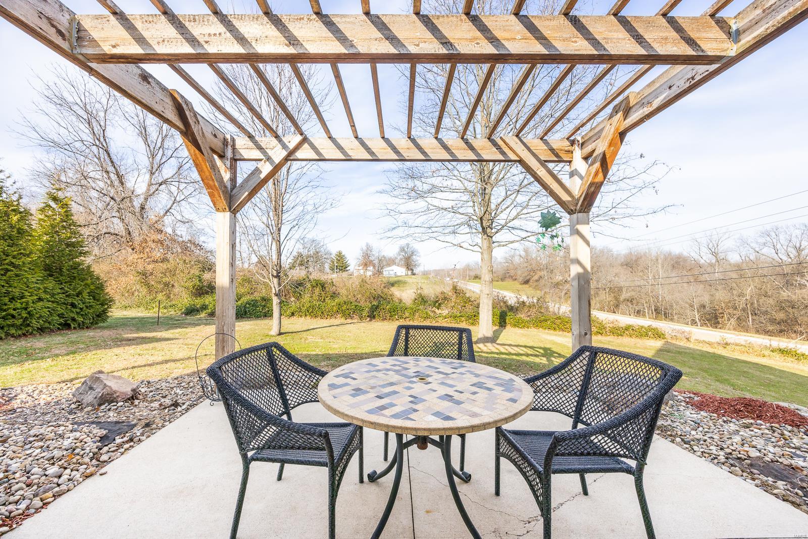 2643 Dennis Drive