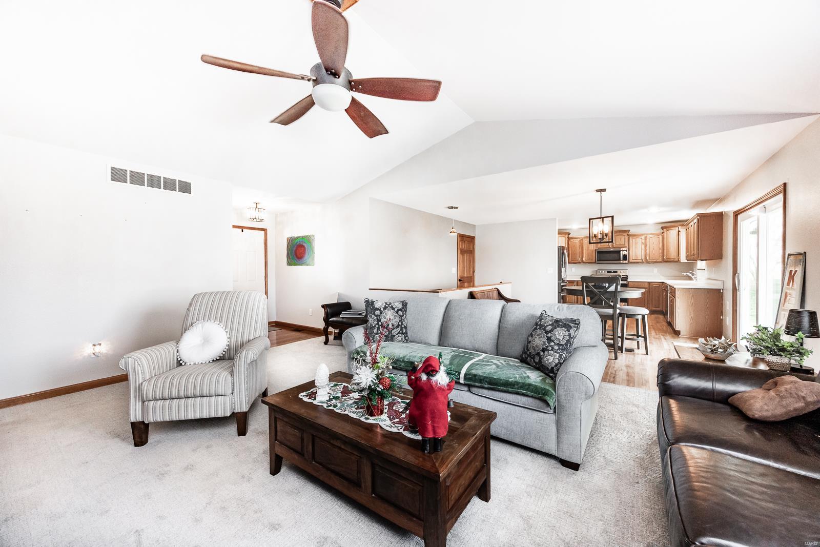 2643 Dennis Drive