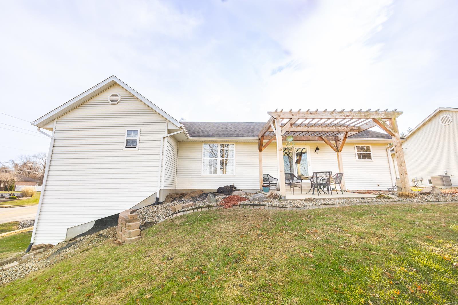 2643 Dennis Drive