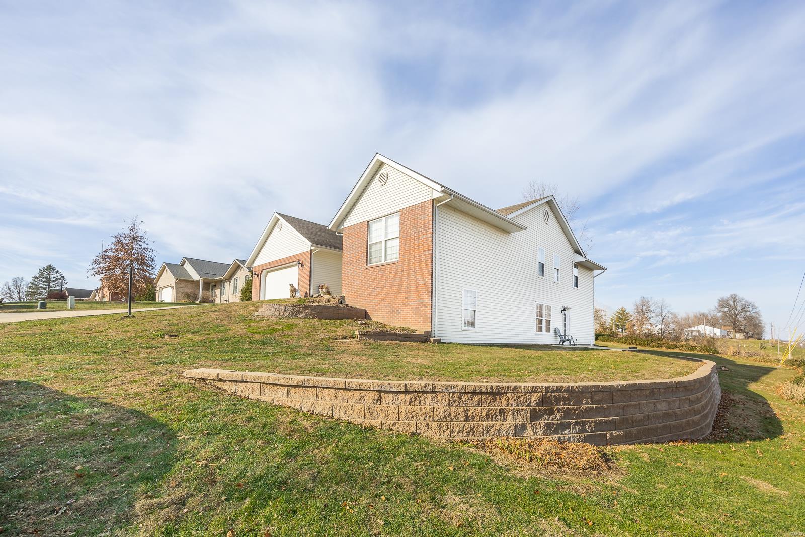 2643 Dennis Drive