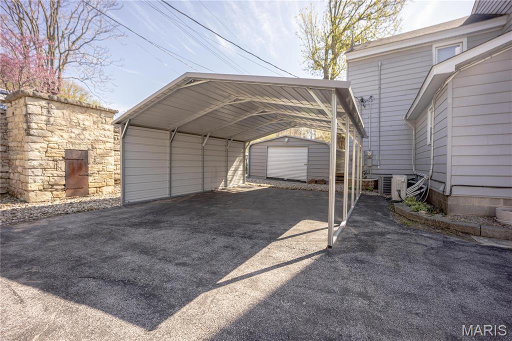 412 E Main Street
