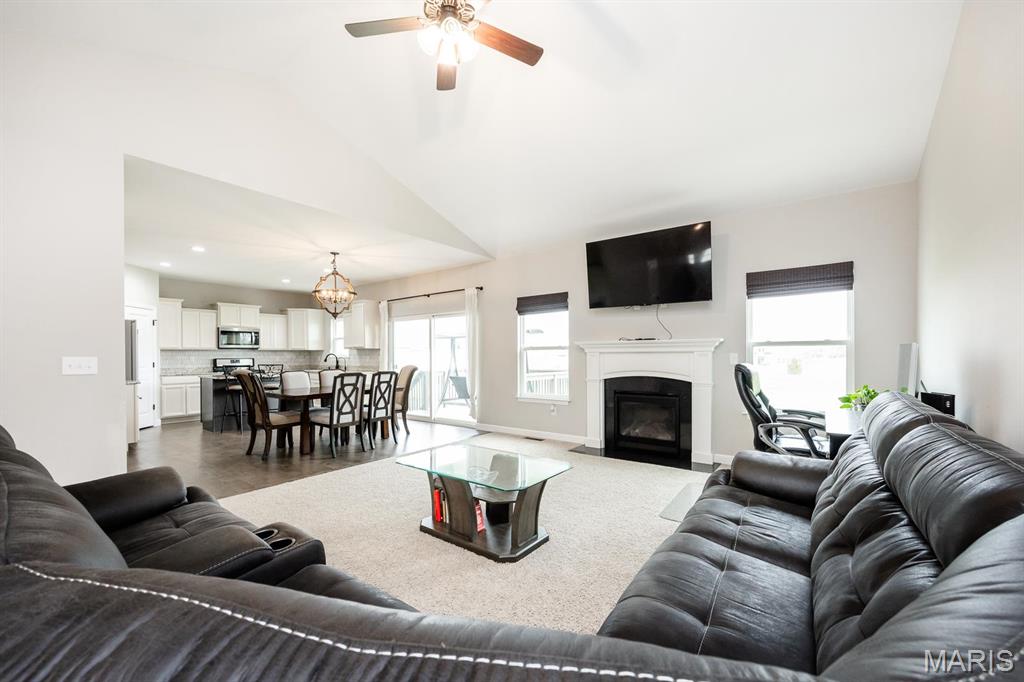 7001 Windstar Court