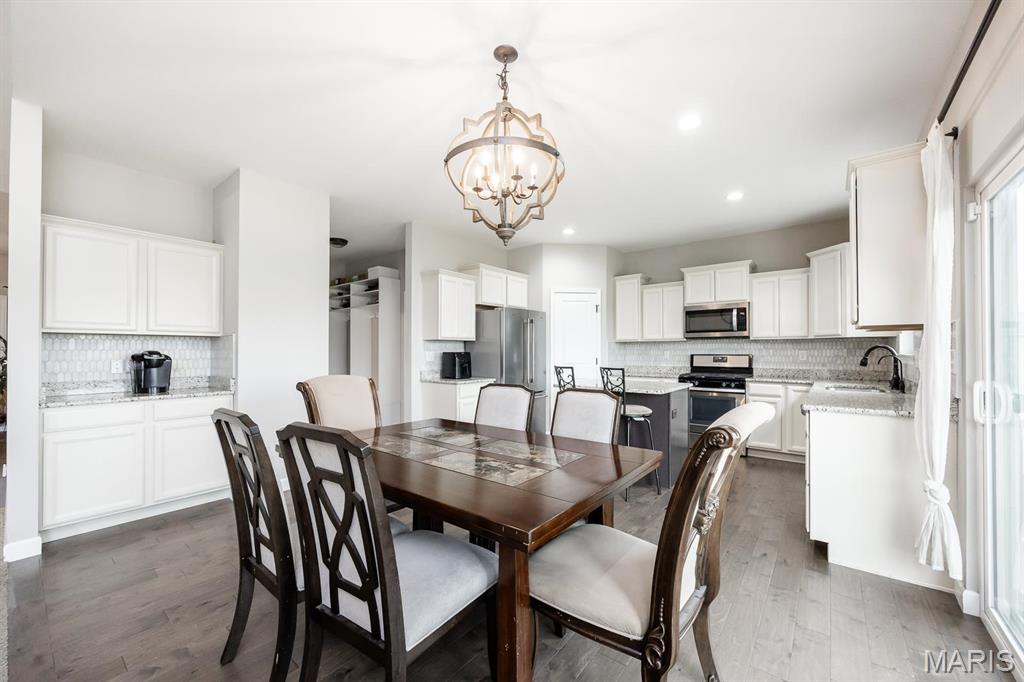7001 Windstar Court