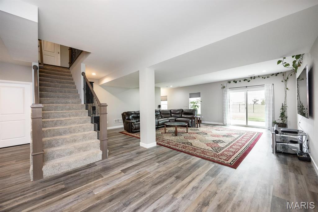 7001 Windstar Court