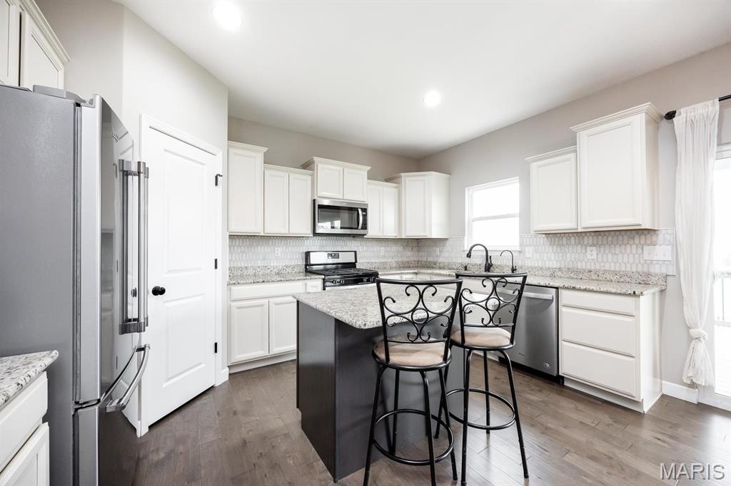 7001 Windstar Court