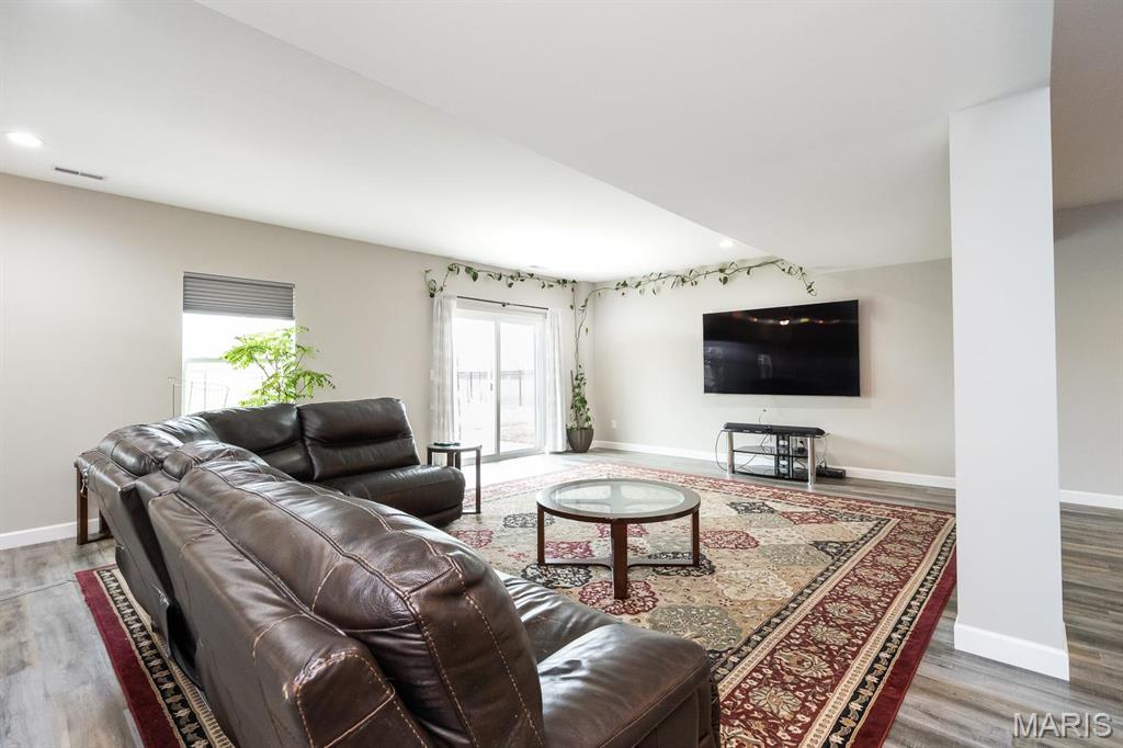 7001 Windstar Court