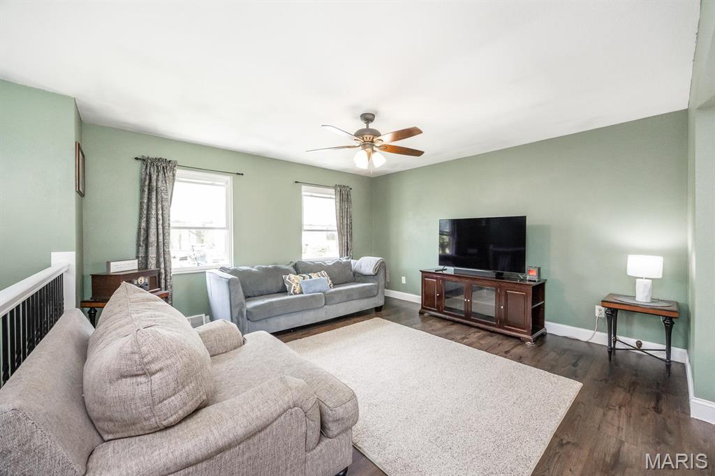 106 Parkview Court