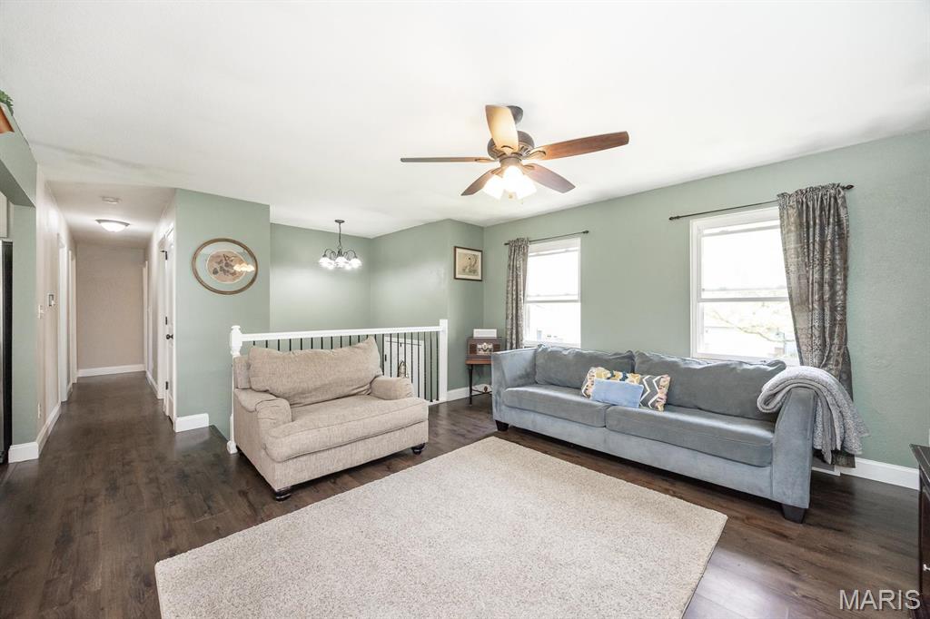 106 Parkview Court
