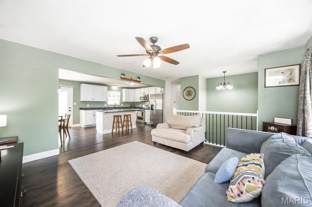 106 Parkview Court