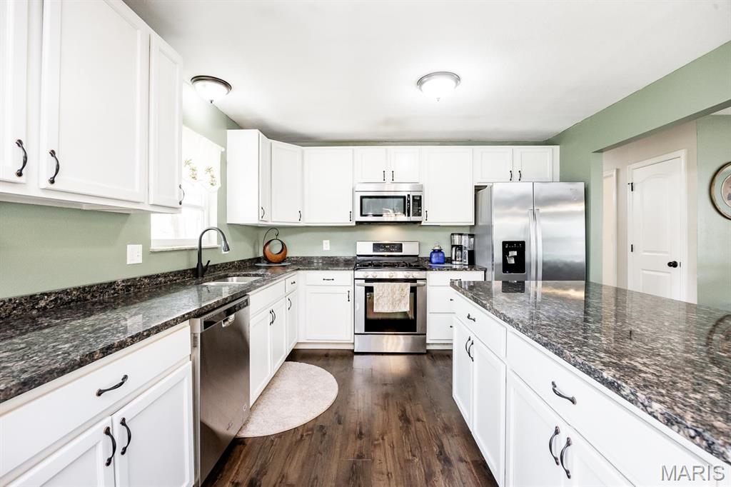 106 Parkview Court
