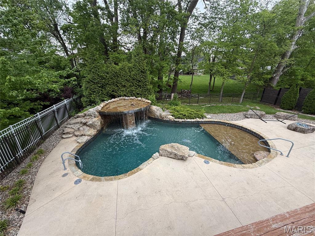 17 Cedar Mill