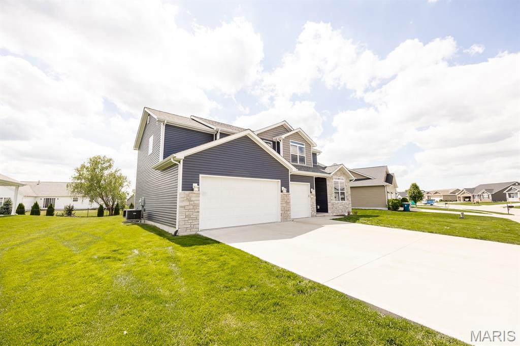 135 Reagan Drive