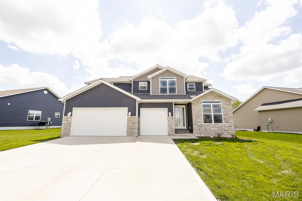135 Reagan Drive
