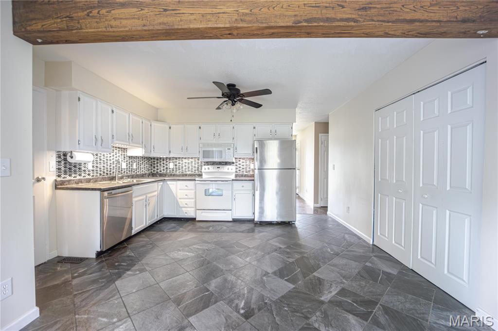 4707 Snow White Terrace