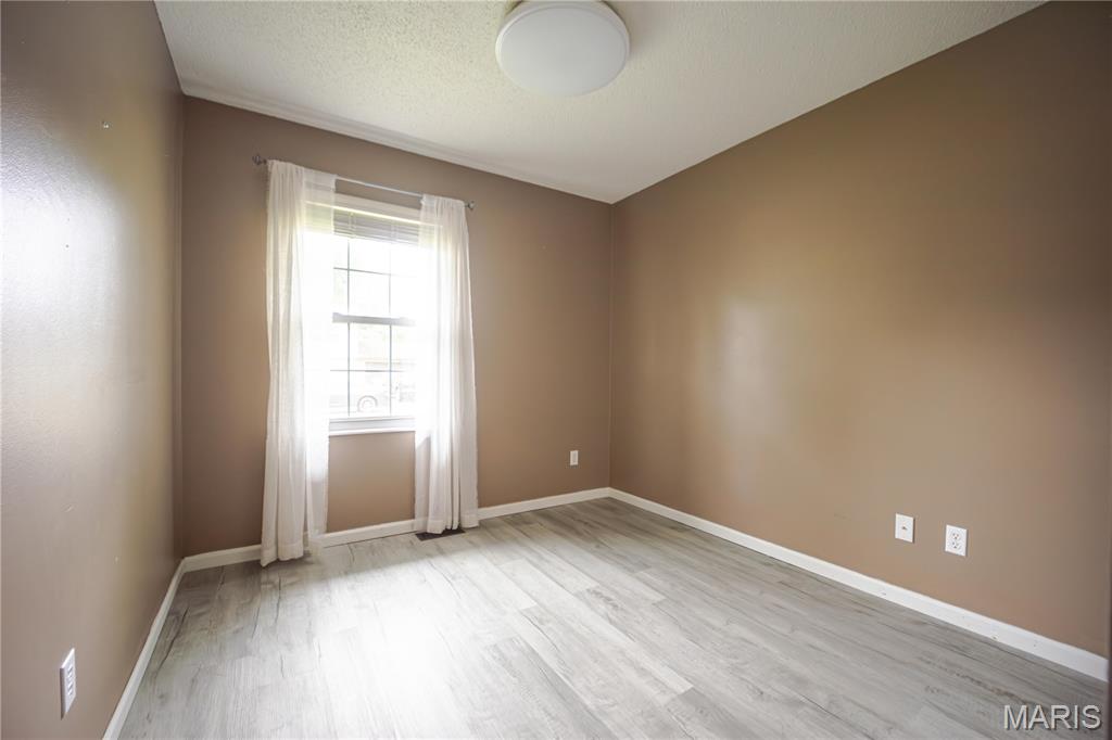 4707 Snow White Terrace