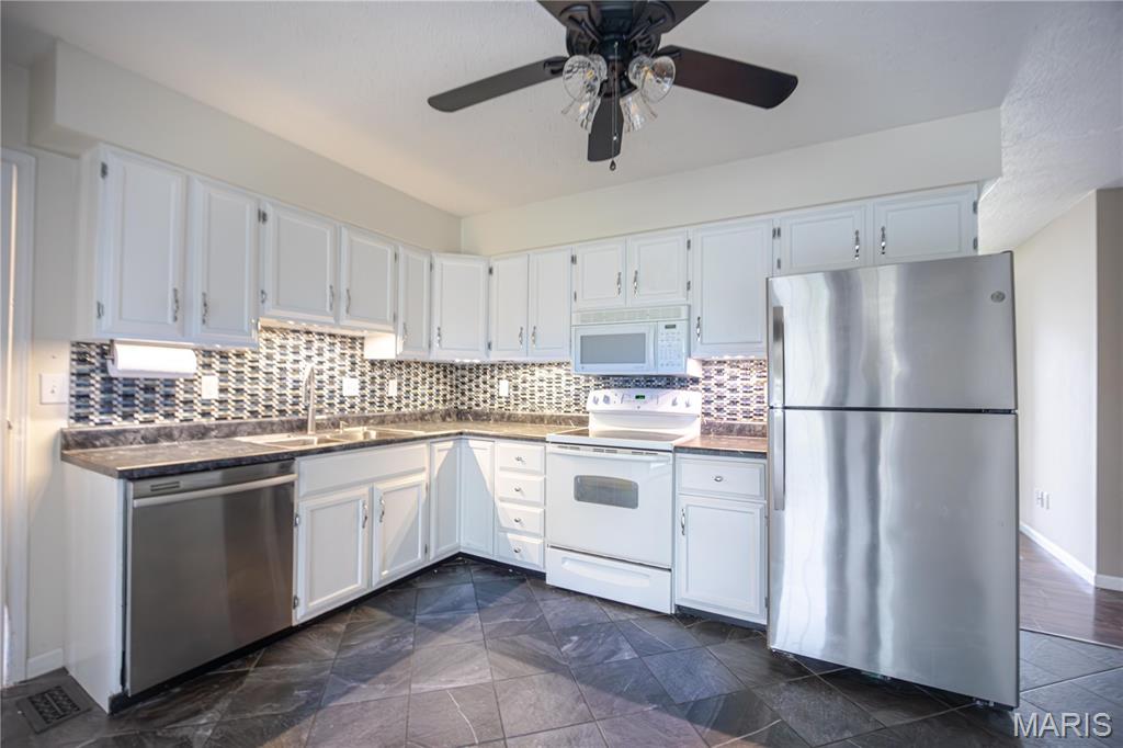 4707 Snow White Terrace