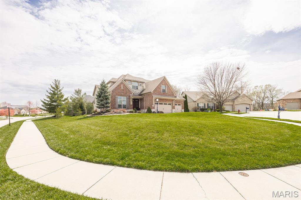 7032 Koufax Court