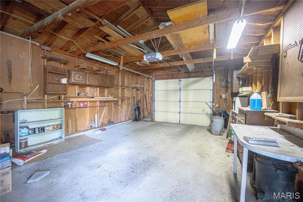 527 Metzger Avenue