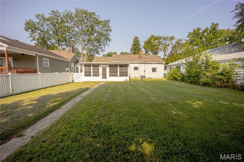 527 Metzger Avenue