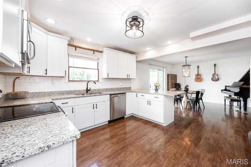 1117 Cobblestone Drive