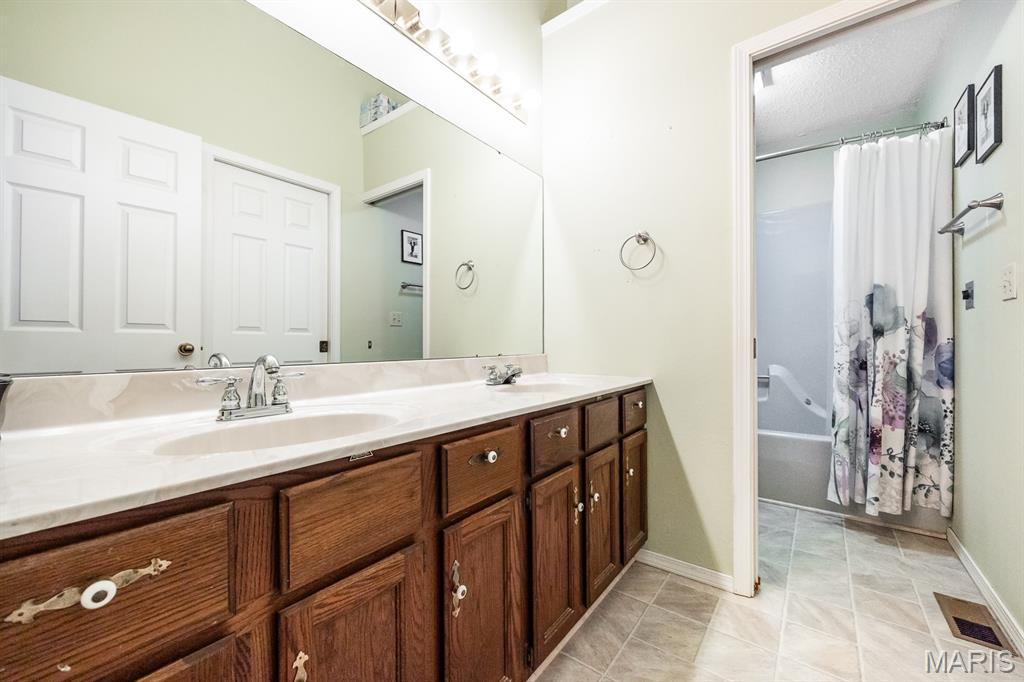 300 Pine Lake Road Unit: 7