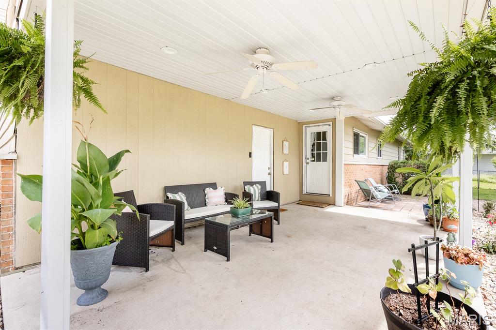 6231 Old Alton Road