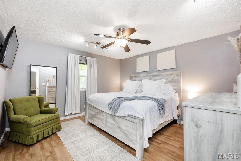 6231 Old Alton Road