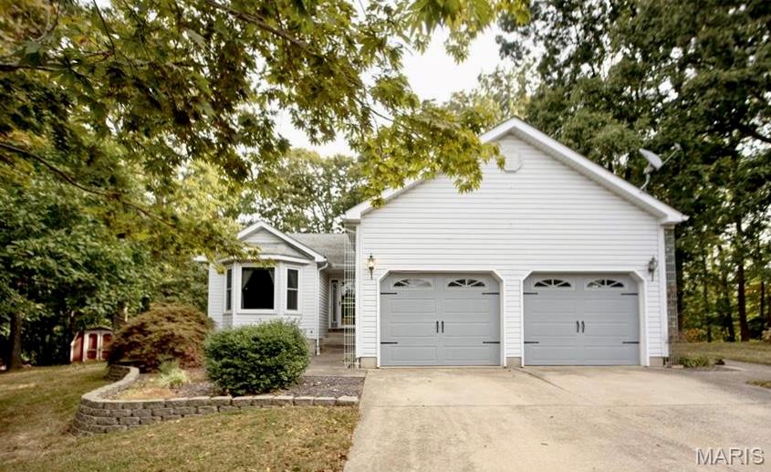 16512 Oak Bridge Road